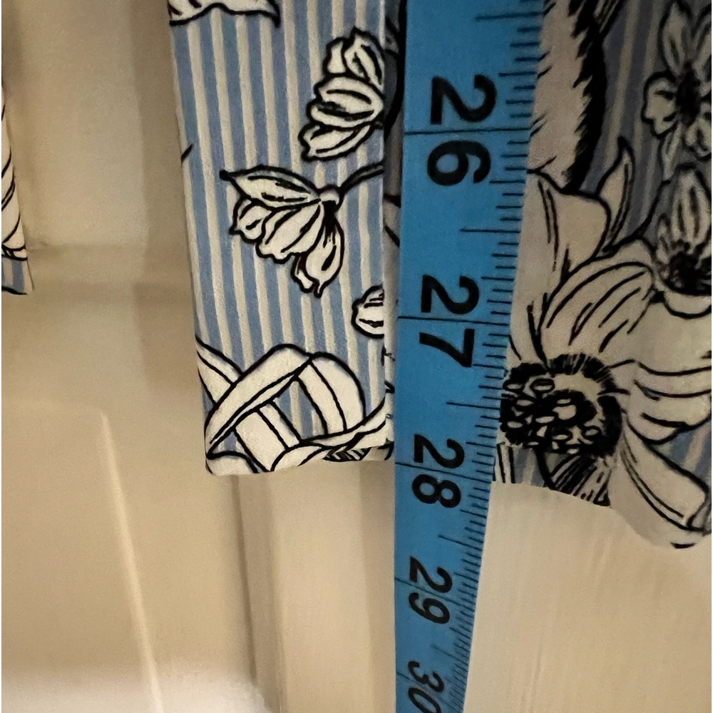 Versona modern size 16 blue w/white flowers - Picture 7 of 9